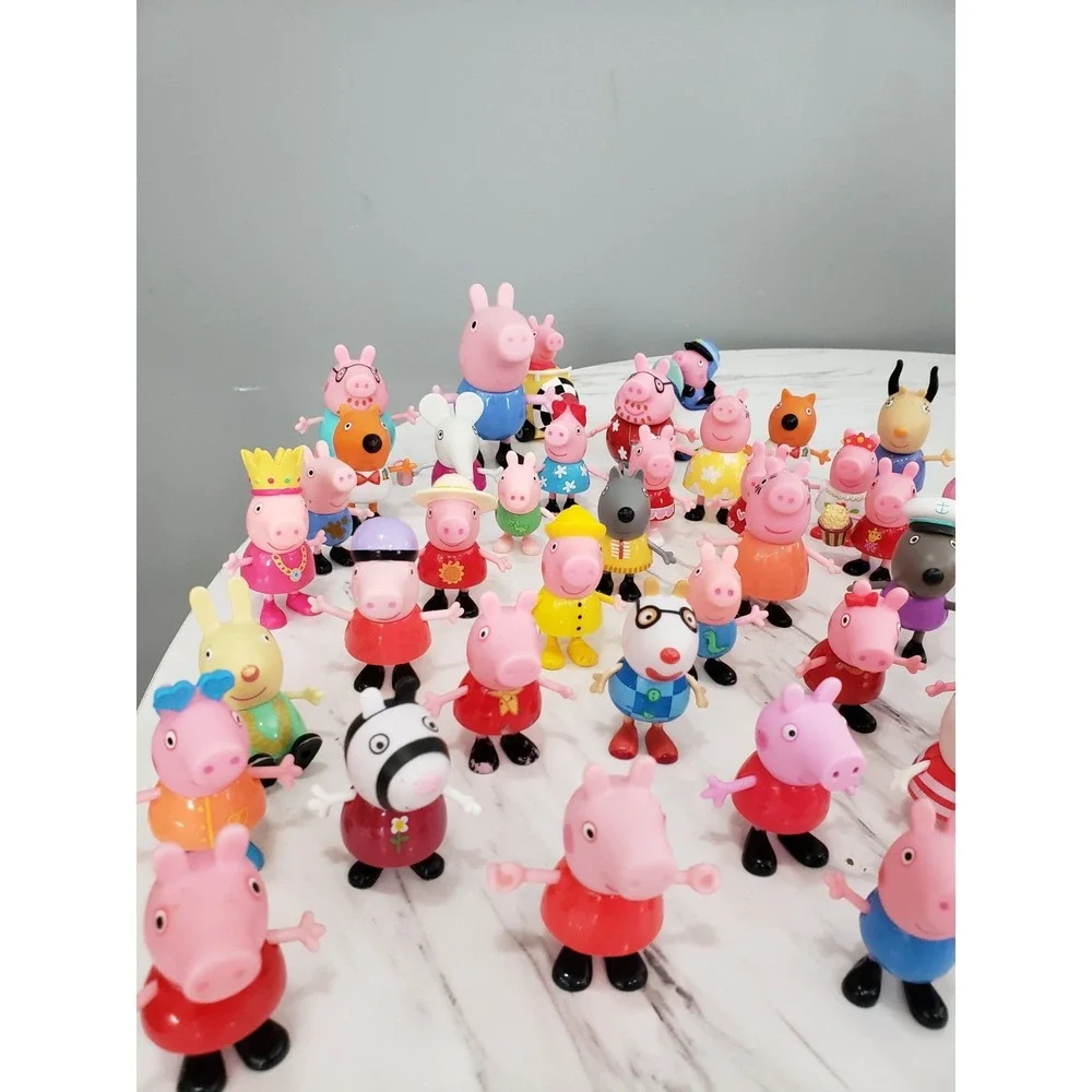 Lot 40+ Peppa Pig Family Friends Figures Bundle Mummy Daddy Grandma George #2